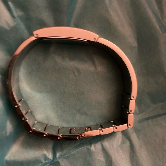 ✨BNIB✨ Vintage 2005 DKNY watch ✨🤍 - Picture 5 of 9